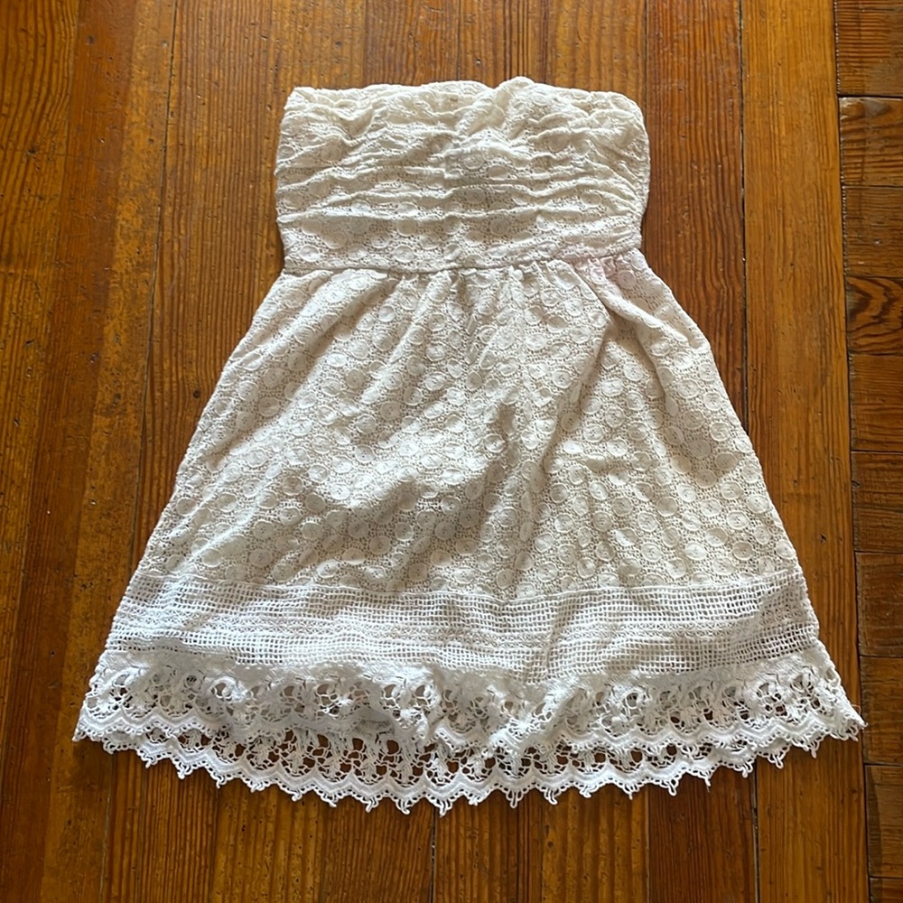 Strapless baby doll dress wet seal.   Size small.